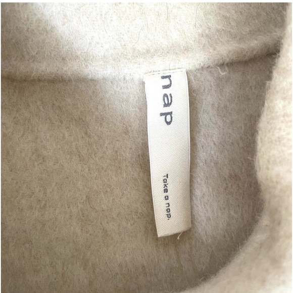 high quality Wool/Cashmere Jacket. No tags. Worn once. Perfect condition. - Picture 9 of 9